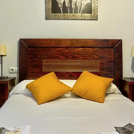 Checkinn - Apartamento De 3 Dormitorios En Triana